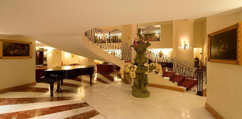 Grand Hotel Barone Di Sassj Sesto San Giovanni Exterior photo