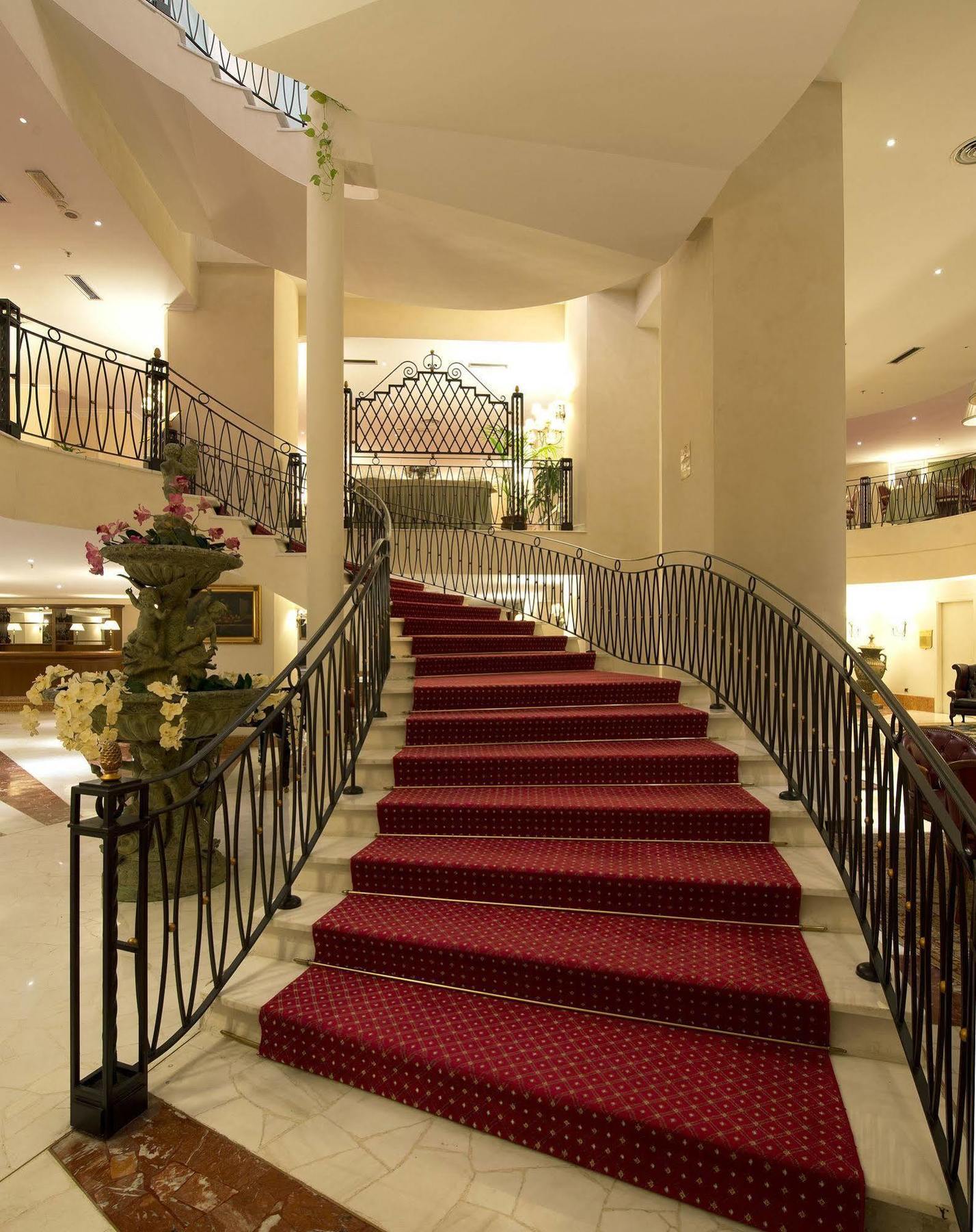 Grand Hotel Barone Di Sassj Sesto San Giovanni Exterior photo